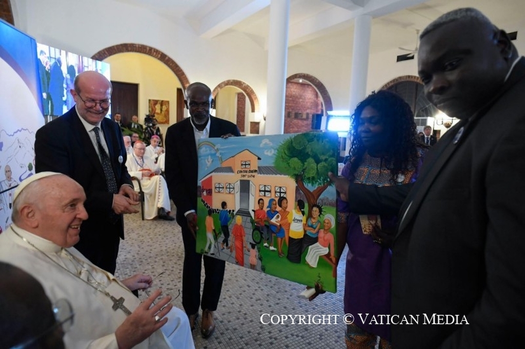 El Papa Francesc al Congo es troba amb activistes de DREAM i representants de Sant'Egidio a Kinshasa i Kivu. La veu dels infants de l'Escola de la Pau